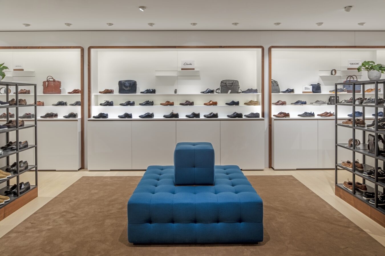 Aeschbach präsentiert sich in Genf in seinem neuen Flagship Store (Fotos: Ansorg/ Boris Golz)