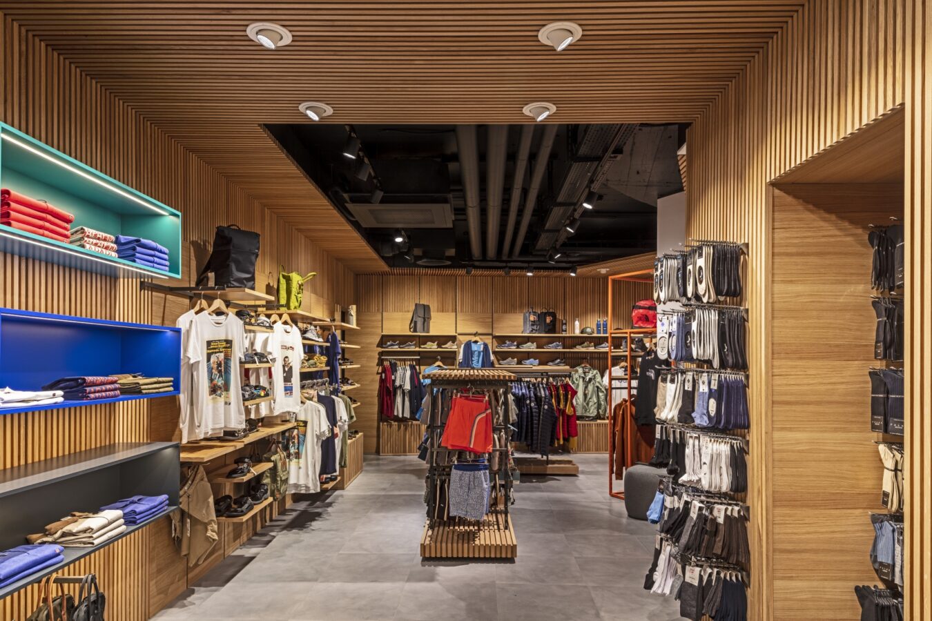 Aeschbach präsentiert sich in Genf in seinem neuen Flagship Store (Fotos: Ansorg/ Boris Golz)