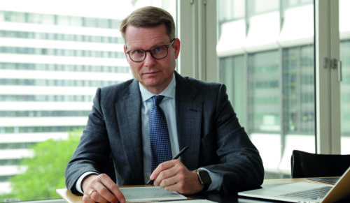 Dr. Dirk Andres erklärt, was Händler bei finanziellen Schwierigkeiten tun können. (Foto: Andres Partner)