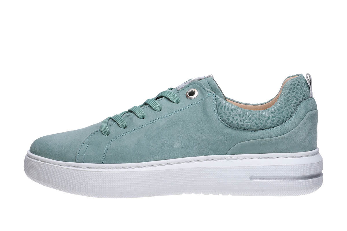 Salamander-Sneaker – künftig kommen Damen- und Herrenkollektionen der Marke aus dem Haus Astormueller (Foto: Salamander)