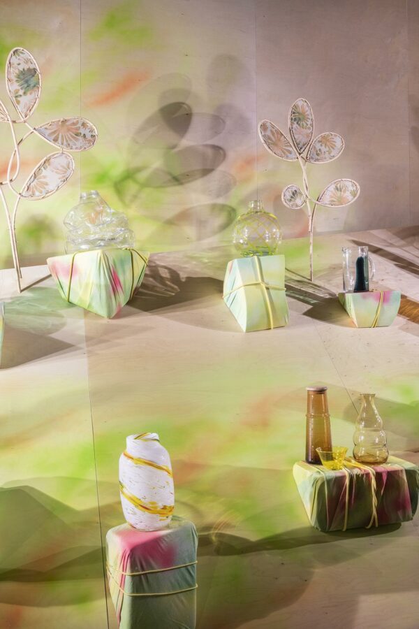 Summer Awakening: Die Schaufenster des Kaufhauses Selfridges an der Londoner Oxford Street. (Foto: Selfridges)