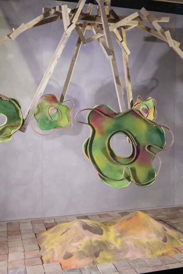Summer Awakening: Die Schaufenster des Kaufhauses Selfridges an der Londoner Oxford Street. (Foto: Selfridges)