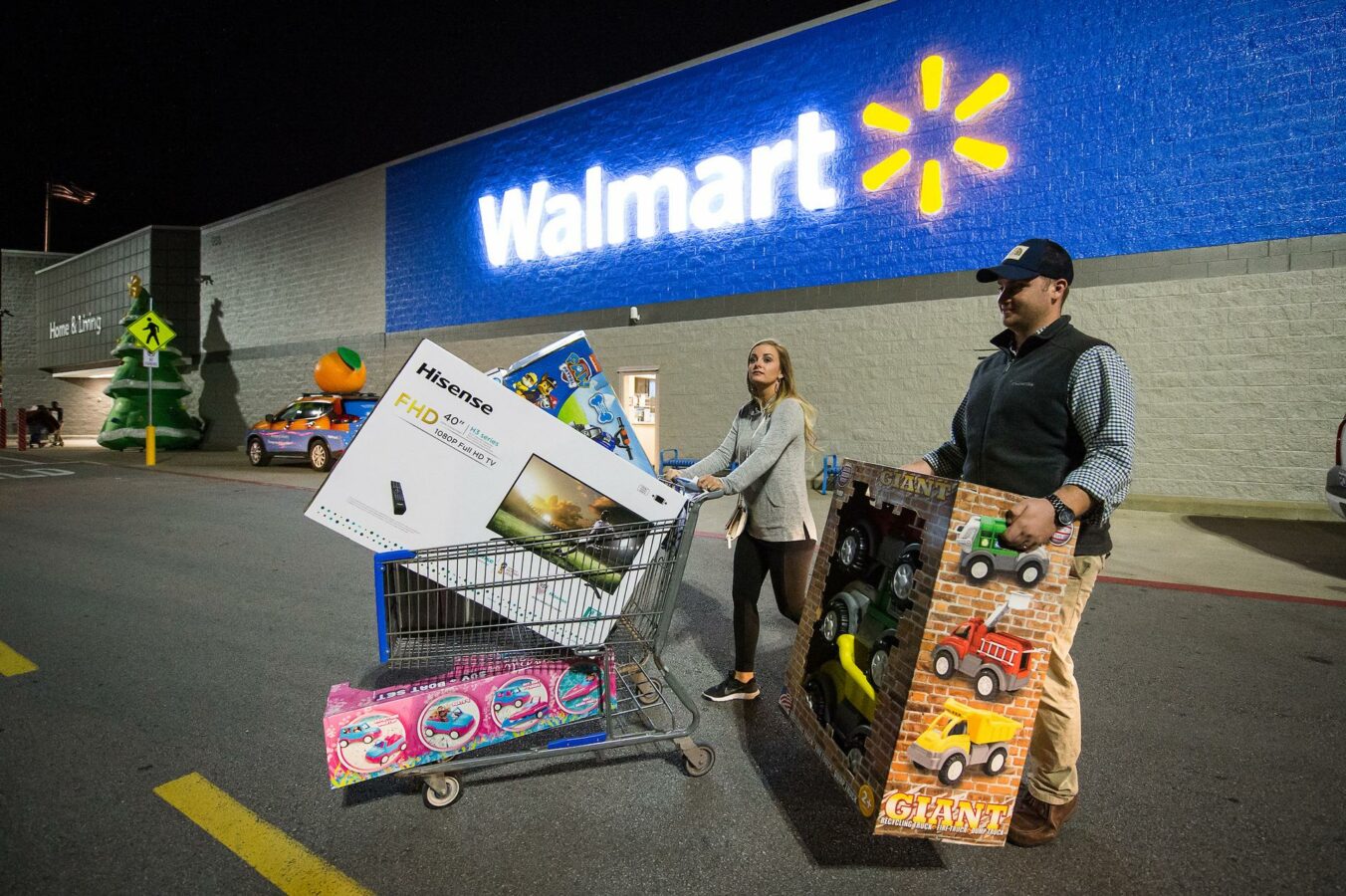 Walmart ist mit Abstand der größte Einzelhändler der Welt. (Foto: Gunnar Rathbun/AP Images for Walmart)