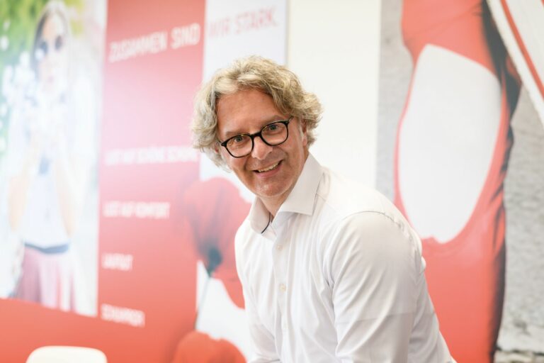 Wenn E-Commerce, dann gemeinsam mit dem stationären Handel – Stephan Krug sieht das Thema D2C kritisch. (Foto: SABU)