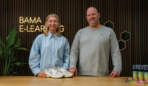 Moderatorin Daria und Sneaker-Experte Gerald Burkhard. (Foto: Bama)