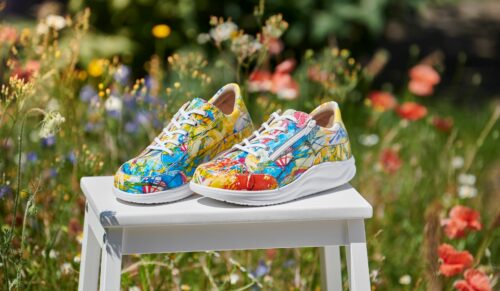 Mit farbenfrohen Anzeigen will Finn Comfort sich deutlicher im Bequemschuh-Markt positionieren. (Foto: Finn Comfort)