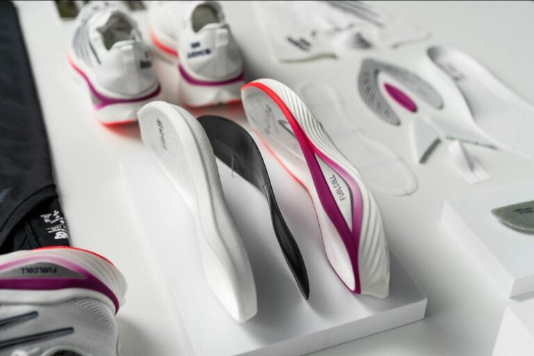 Das neue Modell von New Balance soll mit einer einzigartiger Mittelsohle überzeugen. (Foto: New Balance)