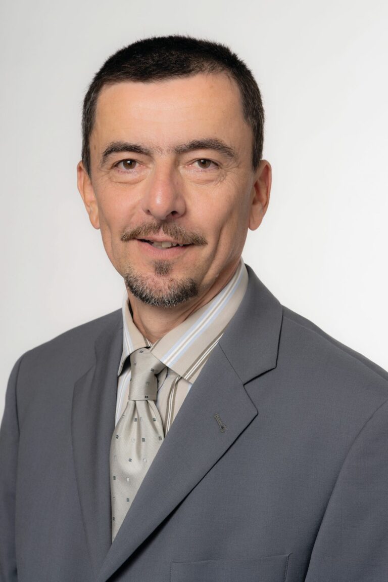 Udo Jakob, Lehrkraft für Human Resource Management und Management Skills der Fachrichtung Handelsmanagement und International Management der Hochschule Worms (Foto: Hochschule Worms)