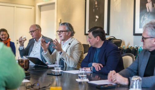 Vertreter aus Handel und Industrie diskutierten darüber, welcher Rhythmus aus Order- und Lieferterminen allen zugutekommt. (Foto: Euijae Kim)
