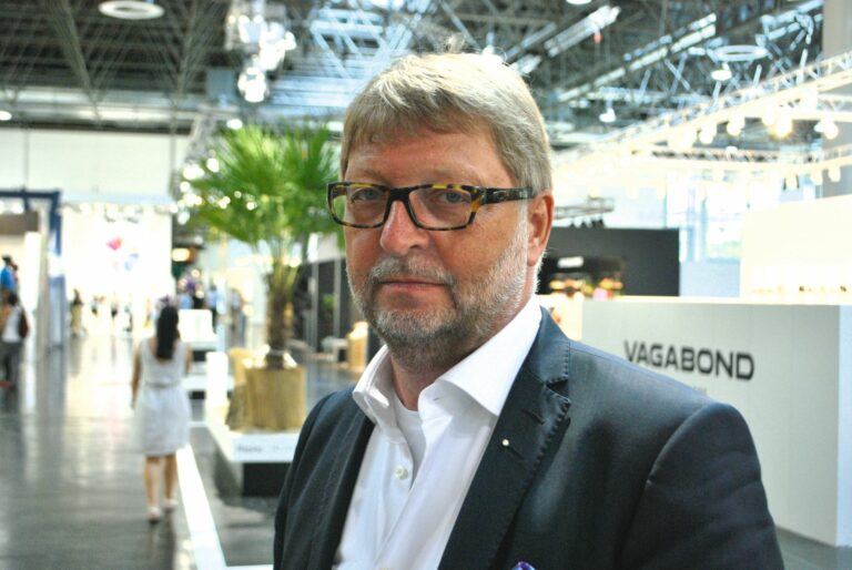 Michael Höppner, Schuhhaus Höppner, sieht Booties im Kommen.