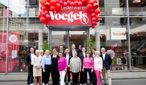 Großes Branchentreffen in Köln: Das Fachgeschäft Lederwaren Voegels hat am 10. Mai sein 100jähriges Jubiläum gefeiert. (Foto: www.lederwaren-voegels.de)