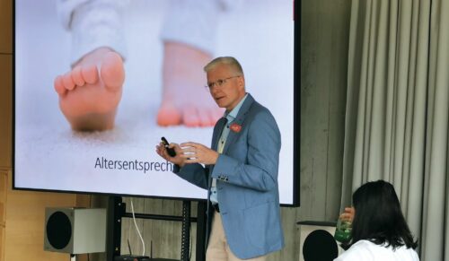 Dr. Ernst Zwick will dafür sensibilisieren, nur orthopädisch einzugreifen, wenn es wirklich nötig ist. (Foto: Legero United)