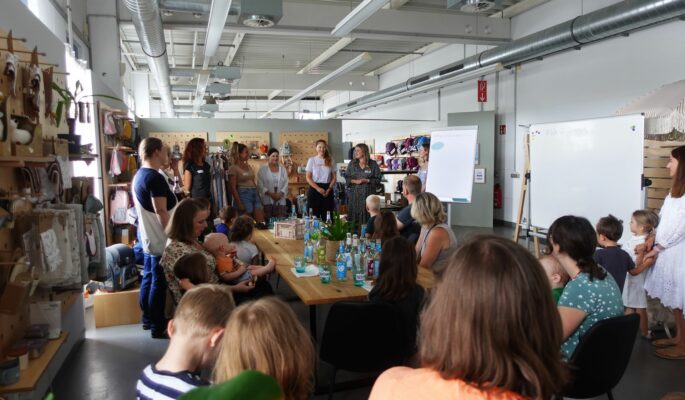15 Vorschulkinder und ihre Eltern nahmen am Workshop von Lässig teil. (Foto: Lässig)