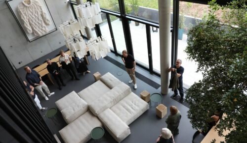 Die Büroplätze am House of Product auf dem Marc O’Polo-Campus (Foto: Ken Liu/Marc O’Polo)