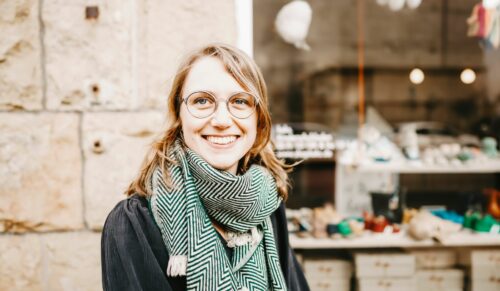 Vera Cerulla hat den Kinderschuhladen Keks 2022 in Bielefeld eröffnet. (Foto: Keks)