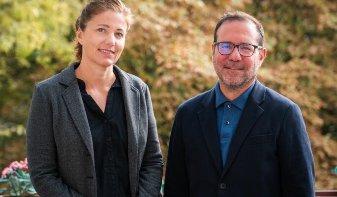 Julia Lange und Dimitrios Ioannidis (Foto: Taschen24)