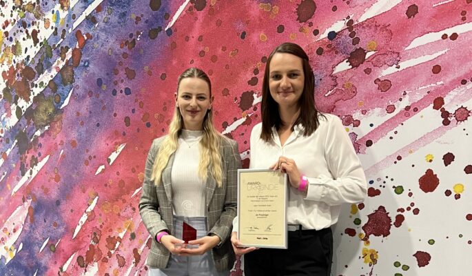 Das Nachhaltigkeitsteam von Legero United: Nadine Schwarzl (links) und Karmen Jancic (rechts), Abteilung Nachhaltigkeit und Qualitätssicherung (Foto: Legero United)