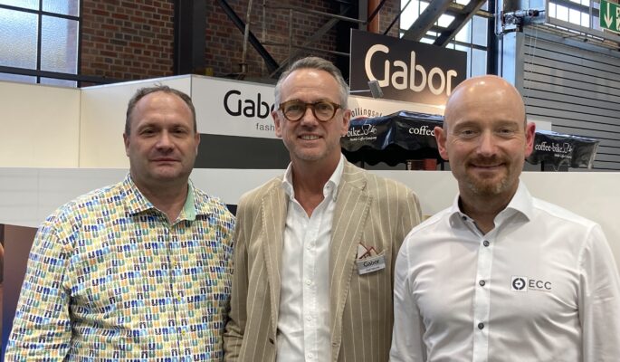 Roman Degenhardt, Ralf Meurer und Stefan Nicolai arbeiteten gemeinsam an der Prozessoptimierung in der Schuhbranche. (Foto: Redaktion)