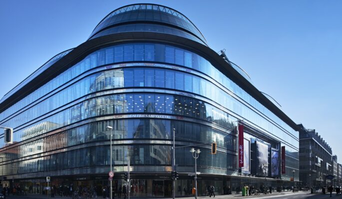 Das Einkaufszentrum Galeries Lafayette wird laut Medienberichten in Berlin bis Ende 2024 geschlossen. (Foto: Galeries Lafayette)