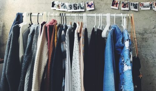 Secondhand-Mode wird immer beliebter. (Foto: Shanna Camilleri/Unsplash)