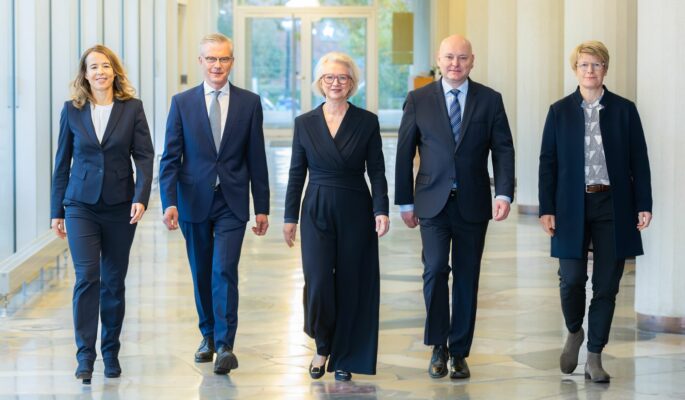 Der Sachverständigenrat zur Begutachtung der gesamtwirtschaftlichen Entwicklung (Foto: Uwe Völkner/Bundesfoto)