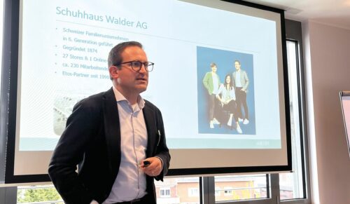 Der Schweizer Schuhhändler Daniel Walder, der in sechster Generation das gleichnamige Schuhhaus führt, stellte seine Arbeit mit dem Programm Needle vor. (Foto: Redaktion)