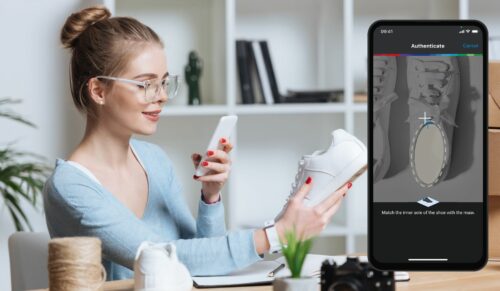 Scan-Prozess mit einem Sneaker: Ein geeignetes Smartphone mit der Origify-App reichen dazu aus. (Foto: Bosch Origify)