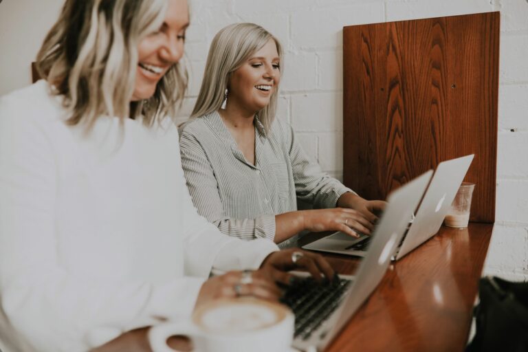 Für einen höheren Frauenanteil müssen sich auch die Arbeitsbedingungen anpassen. (Foto: Adobe Stock)