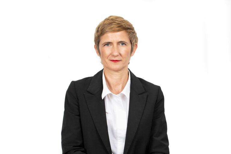 schuhkurier feiert 77 Jahre