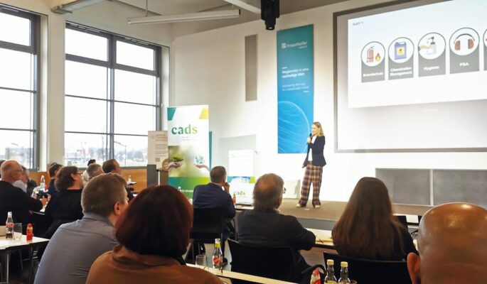 Sonja Westphal erklärt, wie Sozialstandards effektiv vermittelt werden können. (Foto: Redaktion)