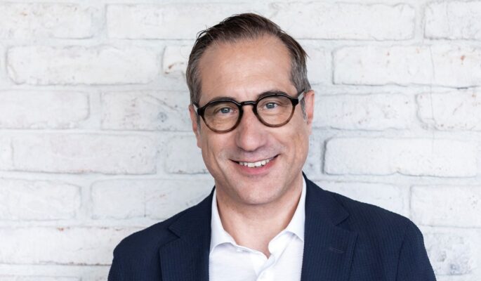 Armin Weger, CEO des Grazer Schuhfilialisten Leder & Schuh AG (Foto: Engelhorn)
