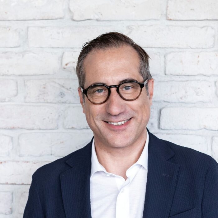 Armin Weger, CEO des Grazer Schuhfilialisten Leder & Schuh AG (Foto: Engelhorn)
