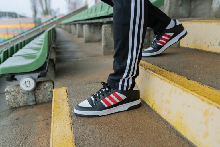 Das Modell Adidas Breakstart wird exklusiv bei Deichmann verkauft. (Foto: Deichmann/Sebastian Mowka)