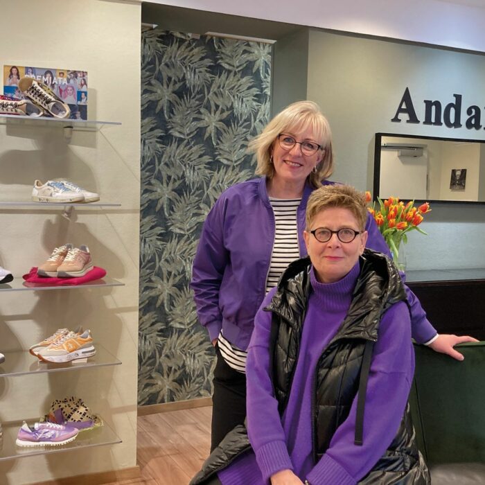 Andante-Inhaberin Ute Herzog (vorne) und Irene Führ, Mitarbeiterin seit zehn Jahren (Foto: Redaktion)