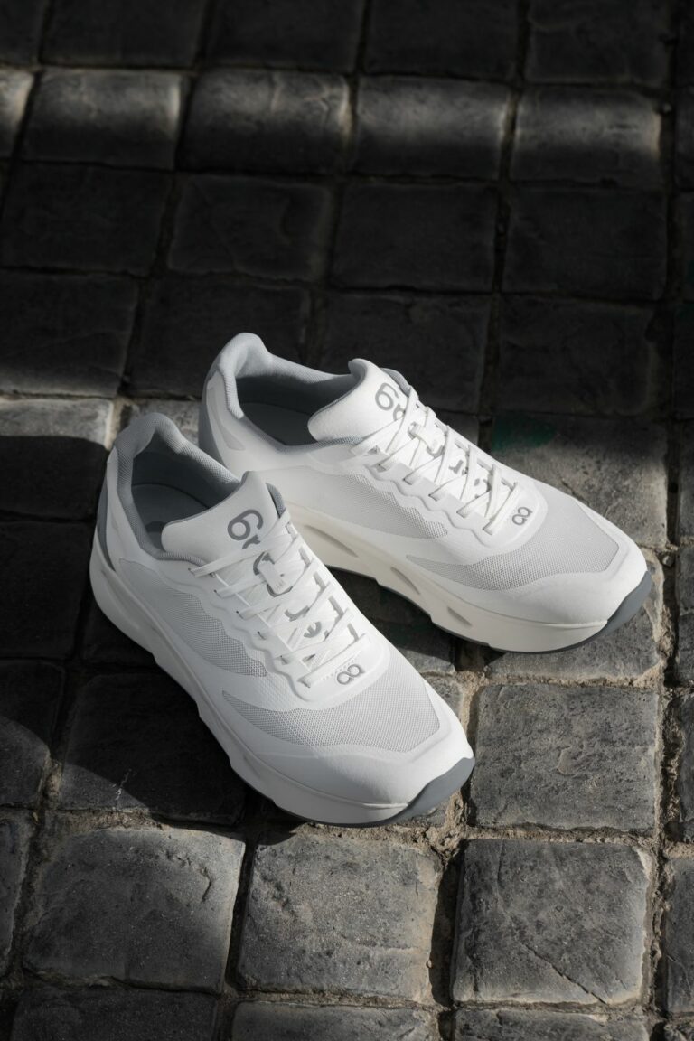 Die Tenhaag-Kollektion umfasst Sneaker für Damen und Herren. (Foto: Paul Green/Tenhaag)