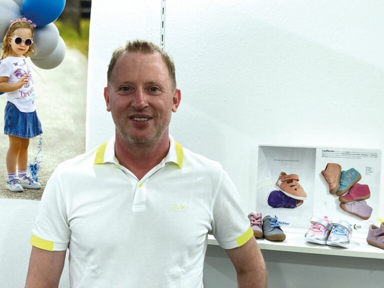 Josef Renner war mit der Kinderschuhmarke Richter erneut am Start. Er blickt zuversichtlich auf die kommenden Saisons. (Foto: Redaktion)