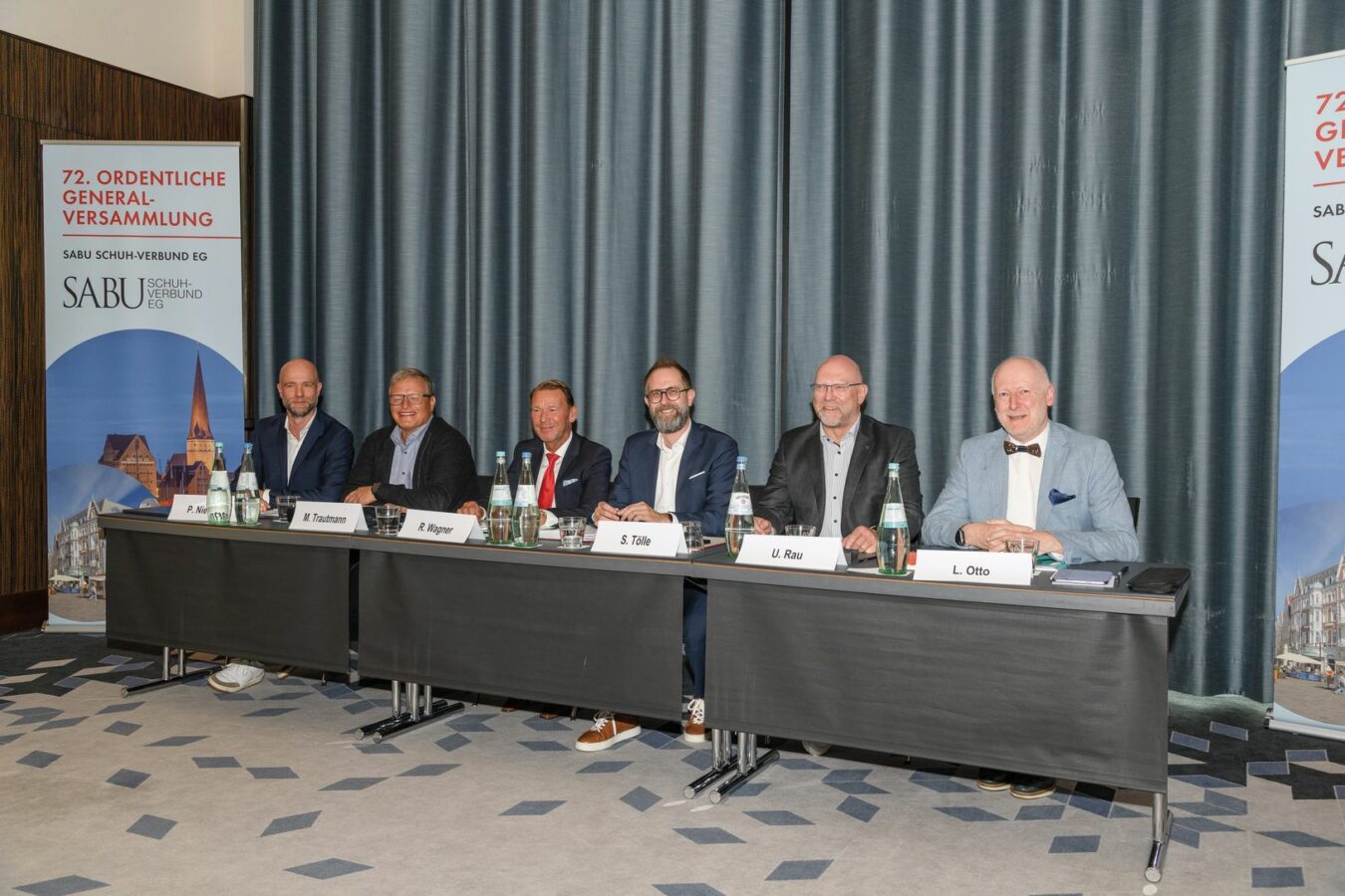 Vorstand und Aufsichtsrat (v.l.n.r.) Phillip Niemann, Matthias Trautmann, Rolf Wagner, Simon Tölle, Ulrich Rau und Lars Otto (Foto: SABU)