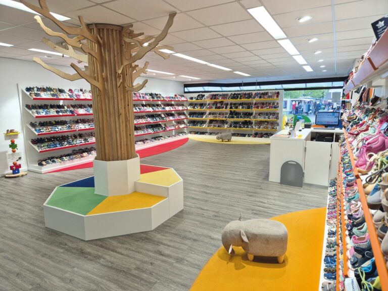 Bei Kinderschuhe Penschek werden vor allem die klassischen Marken wie Lowa oder Meindl nachgefragt. (Foto: Redaktion)