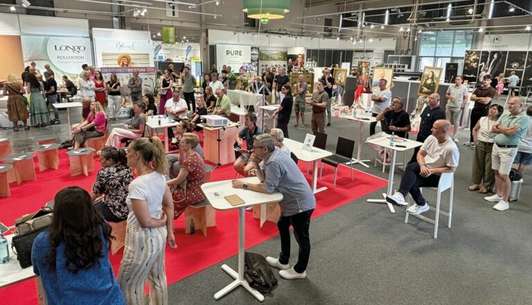 An allen drei Tagen versorgte die ANWR die Besuchenden mit Info-Vorträgen. (Foto: ANWR)