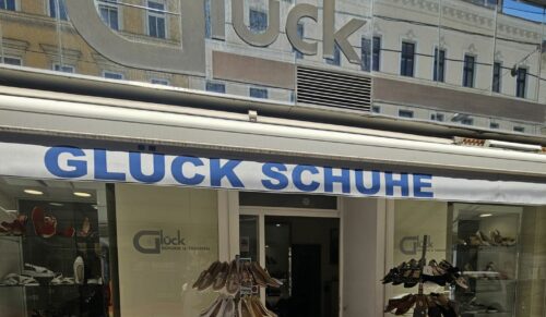 Im Wiener 18. Bezirk führt Doris Stöger das Damenschuhgeschäft Glück Schuhe & Taschen. (Foto: Glück Schuhe & Taschen)