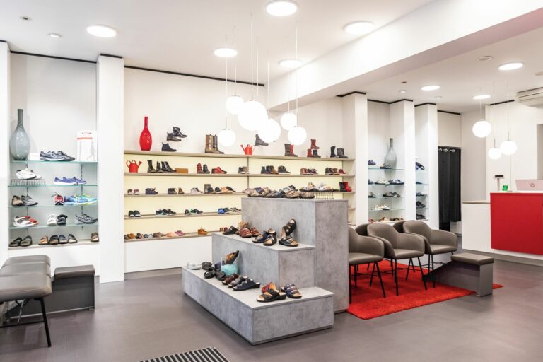 Schön & Endres in Würzburg präsentiert Komfortschuhe im ansprechenden Ambiente. (Foto: Schön & Endres)