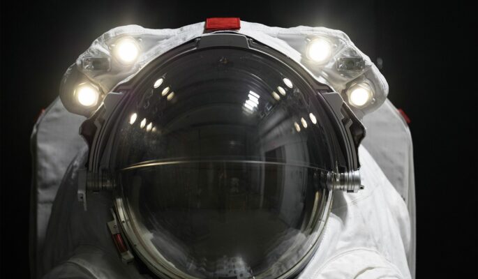 Prada und Axiom Space haben gemeinsam den Raumanzug der Mondmission 2026 entworfen. (Foto: Axiom Space)