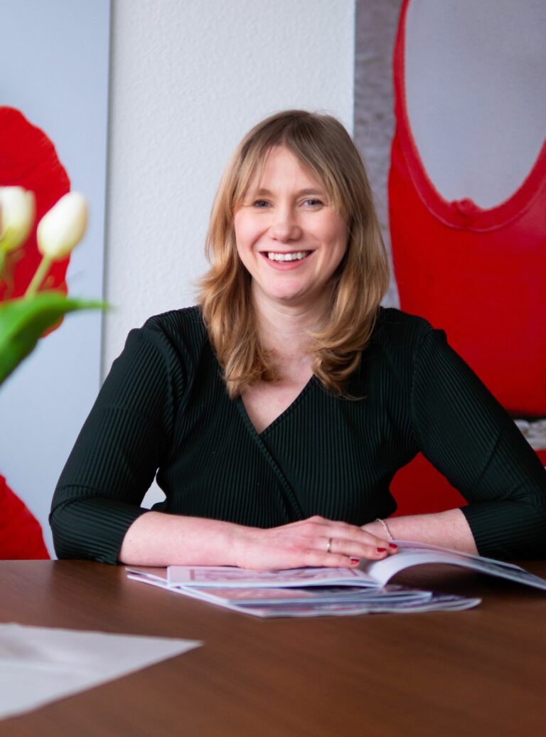 Melanie Gladbach-Knebel, Leiterin Unternehmenskommunikation (Foto: SABU)