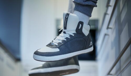 Das deutsche Start-Up Sleeco produziert Hausschuhe im Sneaker-Look.  (Foto: Sleeco)