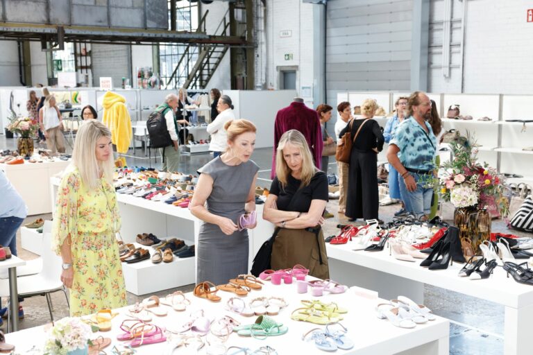 Neben der Ordermöglichkeit soll die Shoes auch künftig ein Rahmenprogramm anbieten. (Foto: Igedo Exhibitions)