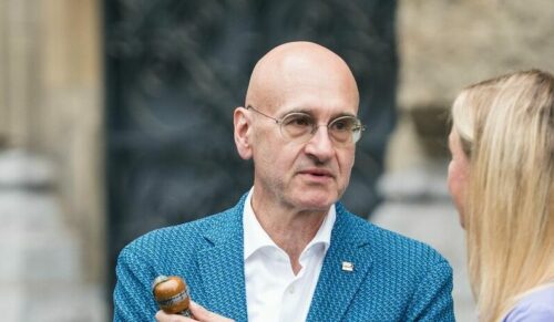 Robert Bendl auf dem schuhkurier AWARD 2024. (Foto: Kim Fotografie)