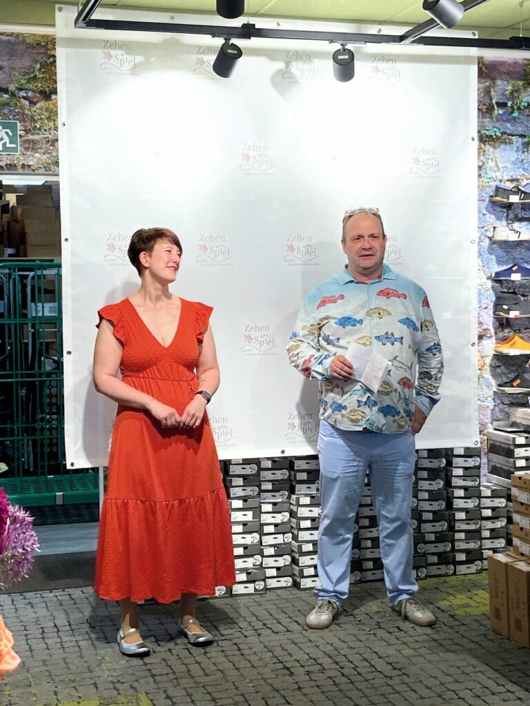 Kristin Fitterer und Roman Degenhardt, Zehenspiel (Foto: Redaktion)
