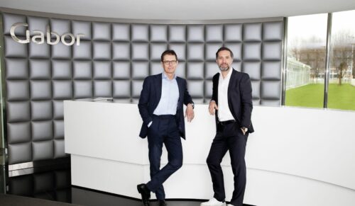 Die Gabor-Vorstände Stefan Blöchinger (links) und Sascha Negele haben einen tiefgreifenden Umbau im Rosenheimer Unternehmen vorangetrieben. (Foto: Gabor)