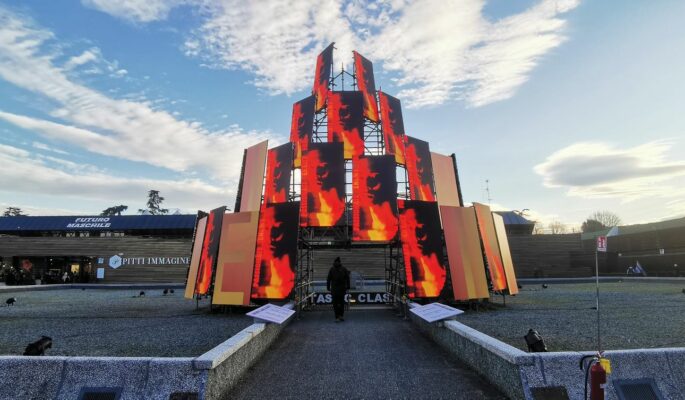 Die 107. Ausgabe der Messe Pitti Uomo stand im Zeichen des Feuers. (Foto: Redaktion)