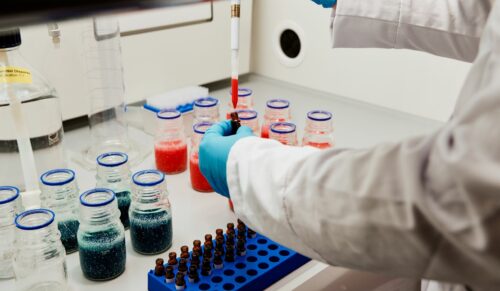 Die Anforderungen an die Oeko-Tex-Prüfsiegel wurden für 2025 angepasst. (Foto: Oeko-Tex)